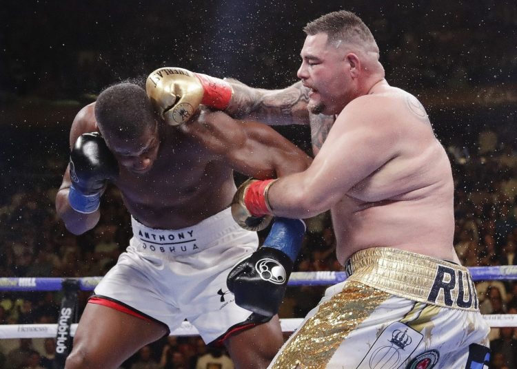 10 Biggest Upsets in Heavyweight Boxing History